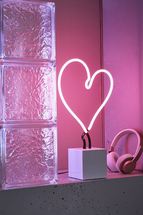 Neon Mfg. Heart Neon Sign Table Lamp