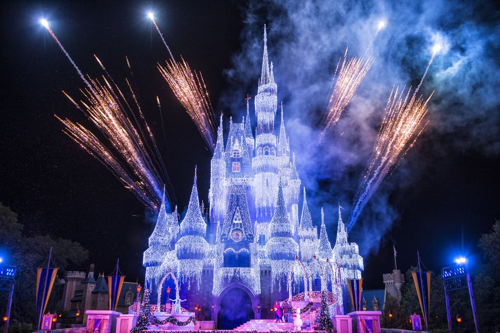 A Frozen Holiday Wish Disney Castle Show Livestream 2018