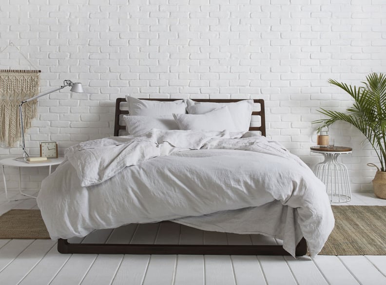 Best Linen Sheets: Parachute Linen Venice Set