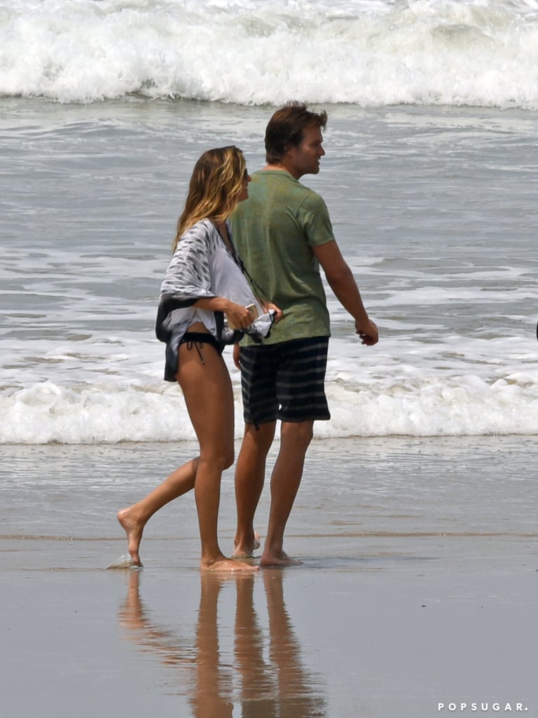 Tom Brady And Gisele Bundchen Kissing In Costa Rica 2016 Popsugar Celebrity Photo 10 7790