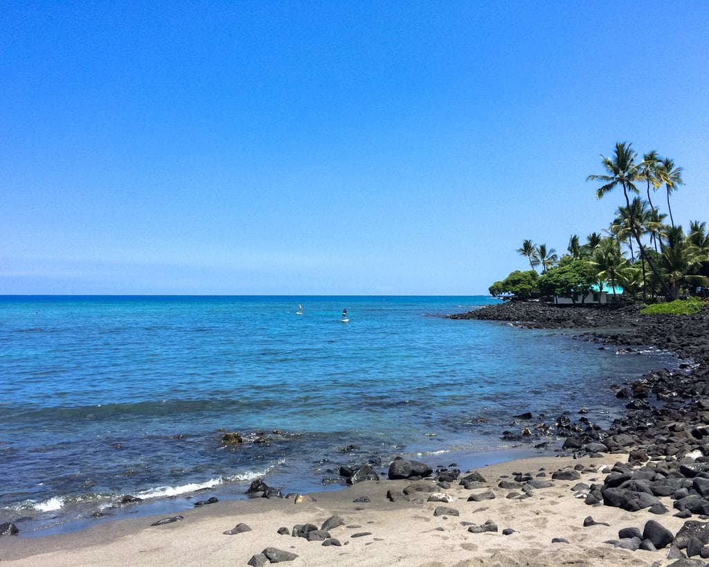 Despite the fact this is Hawaii's largest island, it's surprisingly easy to drive around the entire perimeter. My husband and I were only here for five days, but we managed to explore both coasts and even cover a lot of ground in between. 
Because we were staying at the northern tip of the island, we decided to dedicate a couple of days to driving. We spent one day discovering Kailua Kona — also referred to as Kailua or Kona — on the west, and then another one uncovering the magic of Hilo on the east.
From Hawi, the drive to Kona should only take about one hour (although it took us much longer since we made countless detours). Once we arrived, we were greeted with sunshine, sandy beaches, and turquoise waters. This was the Hawaii I had always imagined.