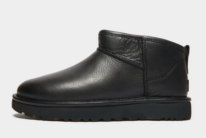 Warm Black Boots: Ugg