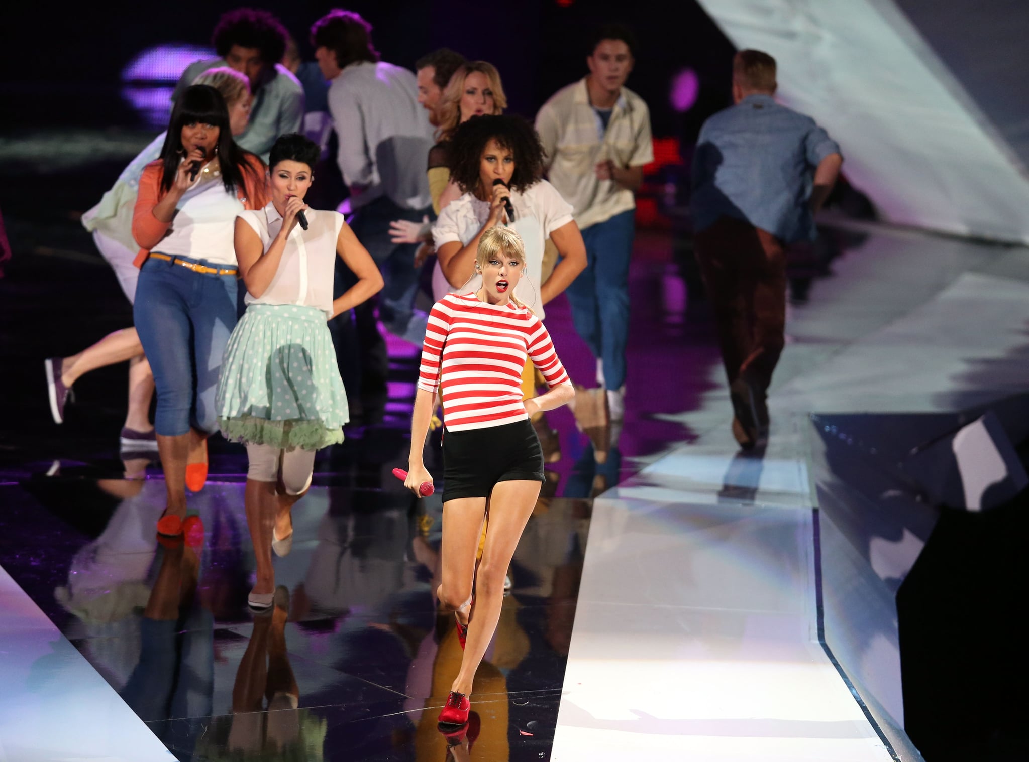 Vma Performances 12 Popsugar Entertainment Vma Performances 12 Popsugar Entertainment