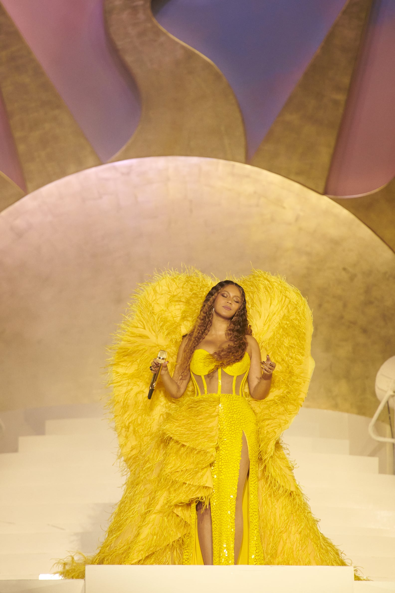Beyoncé Atlantis The Royal Dubai Performance Pictures | PS Entertainment