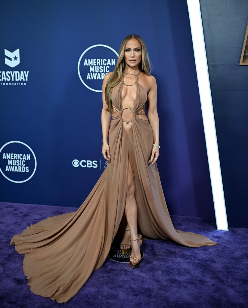 Jennifer Lopez's Cutout Gown at the 2025 American Music Awards