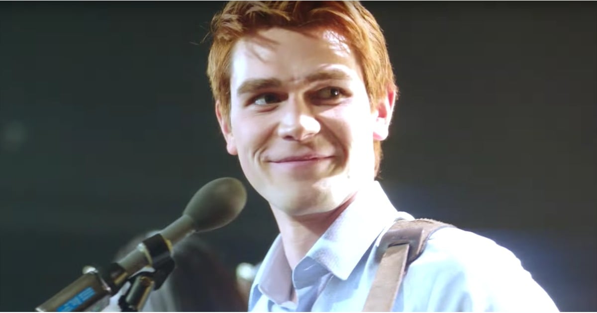 Archie And Josie And The Pussycats Singing On Riverdale 2017 Popsugar Entertainment