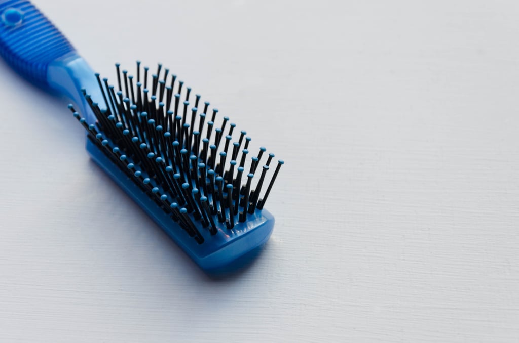 Best Detangling Brushes For Textured Hair