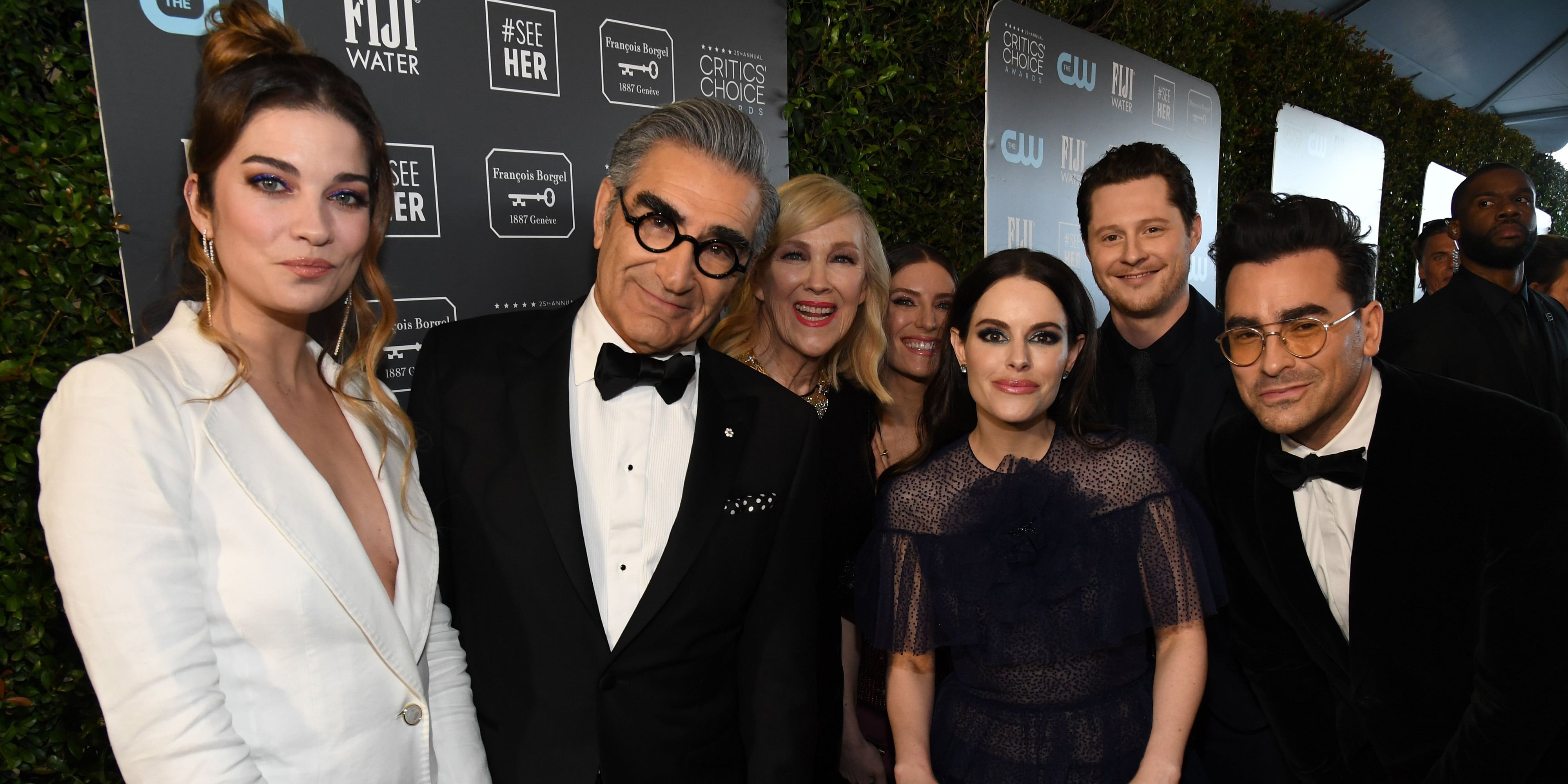 See Photos of the Schitt’s Creek Cast at Critics’ Choice | PS Celebrity