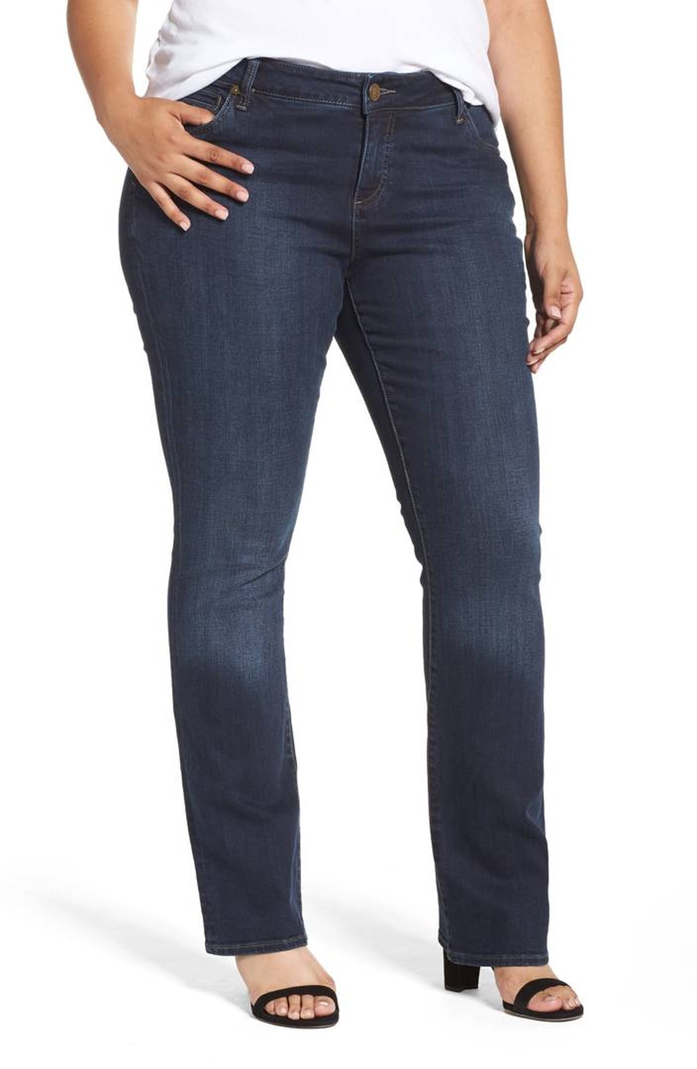 Jennifer Aniston Wearing Bootcut Jeans | POPSUGAR Fashion