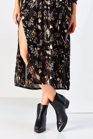 chelsea boots under 100