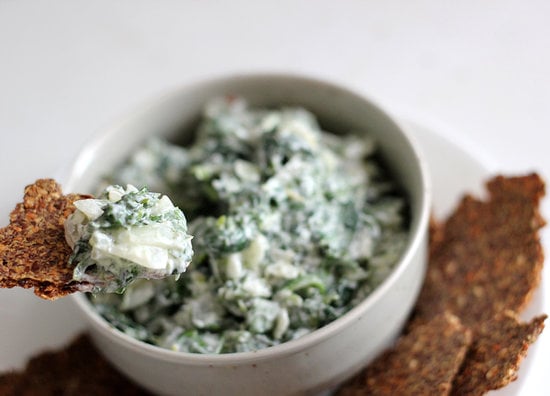 Healthy Spinach Dip With Gluten-Free Crackers