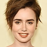 Lily Collins Best Red Carpet Beauty Looks | POPSUGAR Beauty Glow wow loose highlighter lovely.