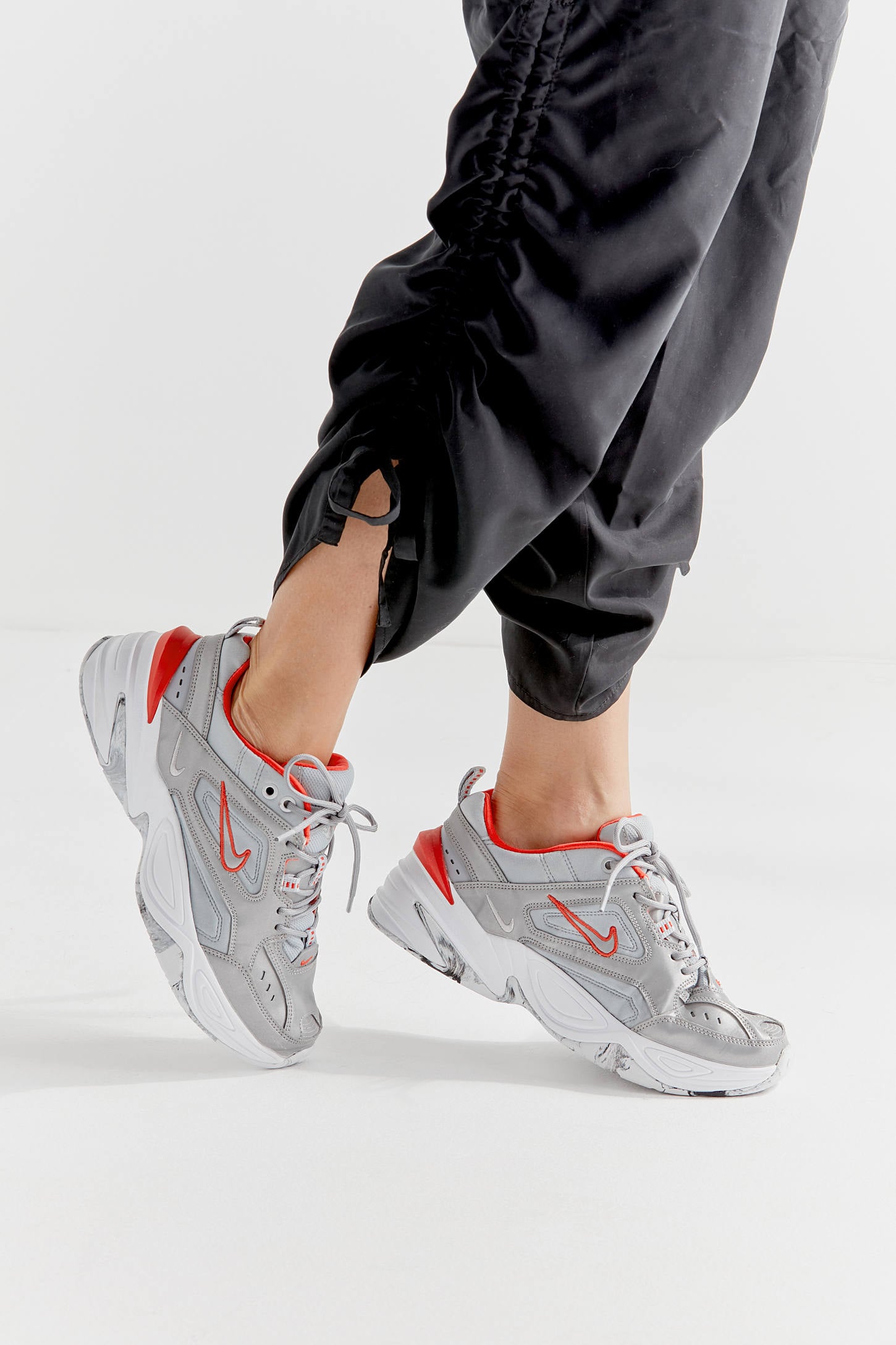 Suposiciones, suposiciones. Adivinar Rey Lear Elemental Nike M2K Tekno Metallic Sneakers | I Resisted Dad Sneakers For 1 Year, but  This $100 Pair Changed My Mind | POPSUGAR Fashion Photo 6