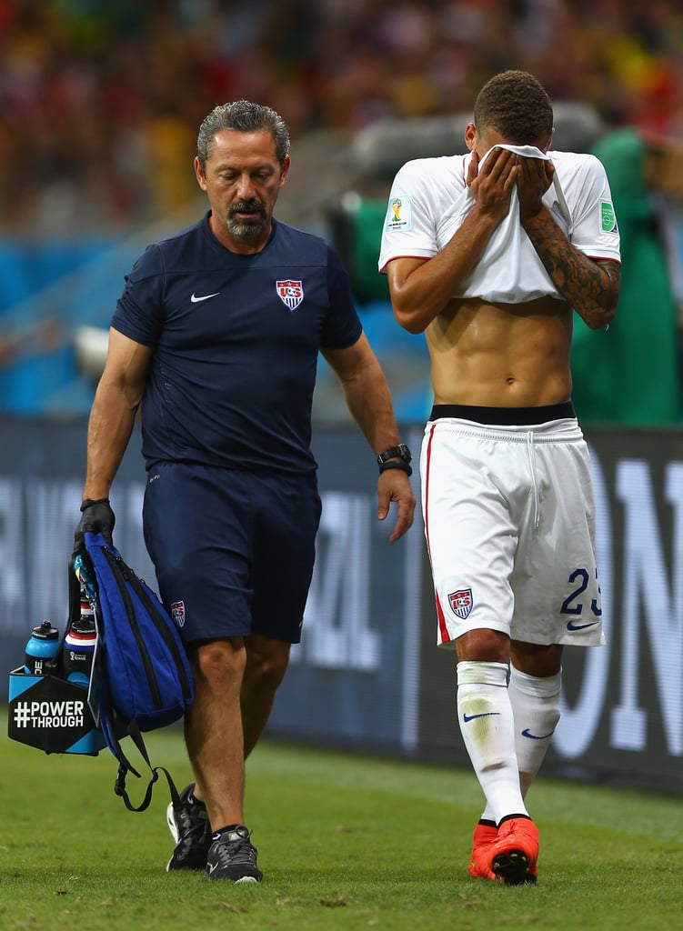 This Ridiculously Gorgeous View of Fabian Johnson's Abs