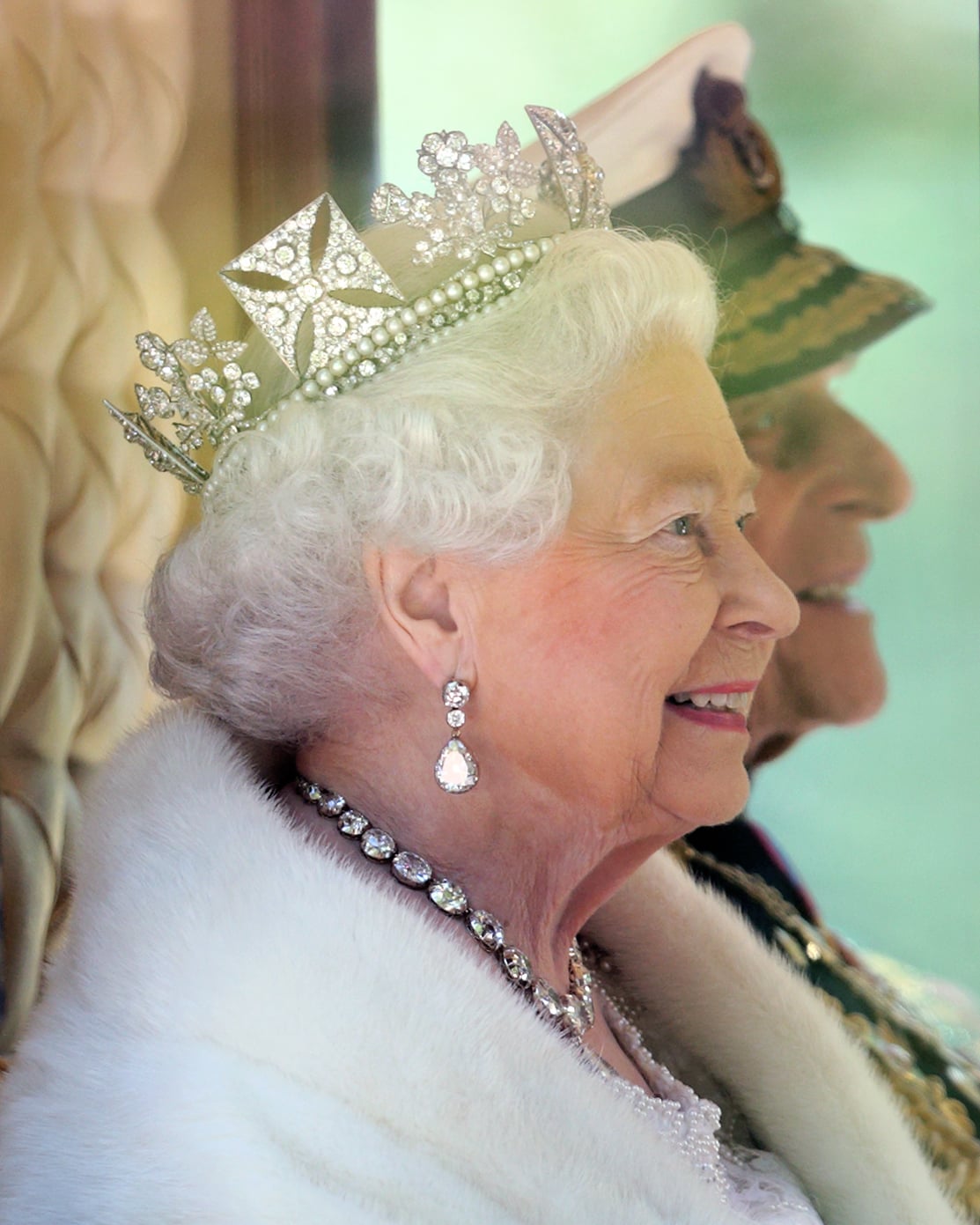 diamond queen crown