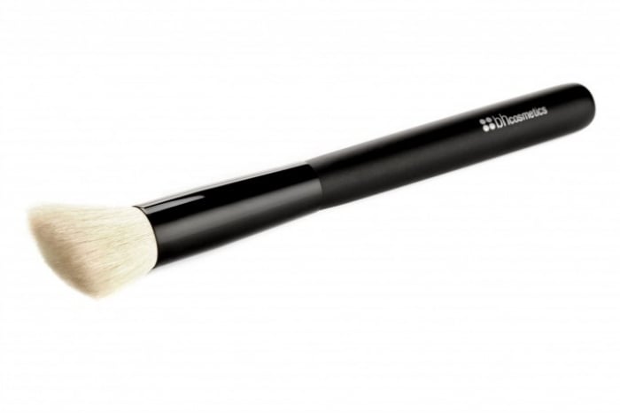 BH Cosmetics Angled Brush