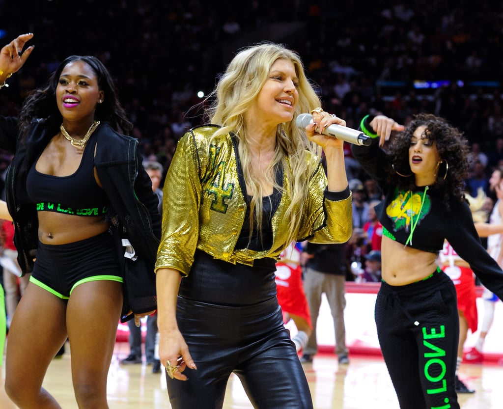 Fergie gave it her all while performing at the at the LA Lakers vs. LA Clippers showdown on Wednesday.