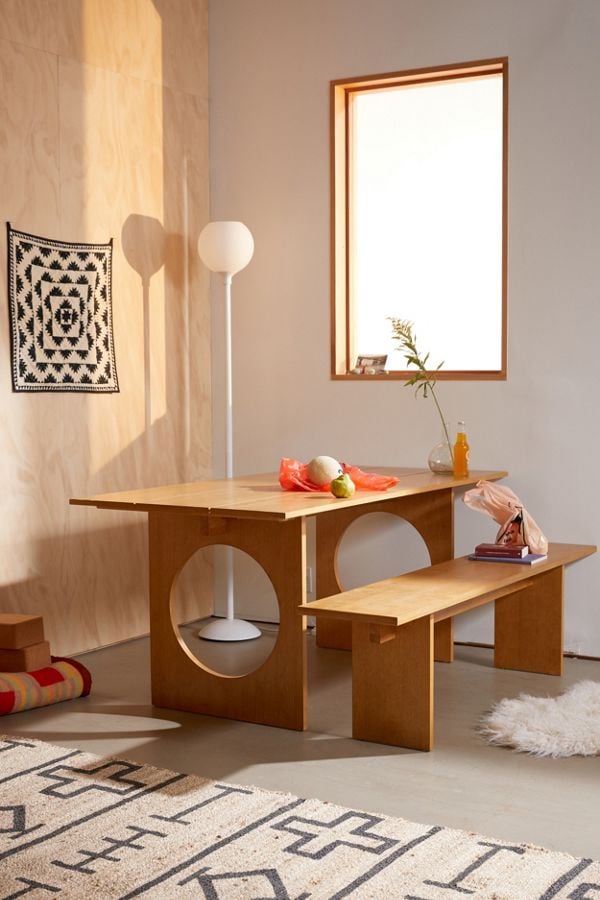 Urban hot sale outfitters table