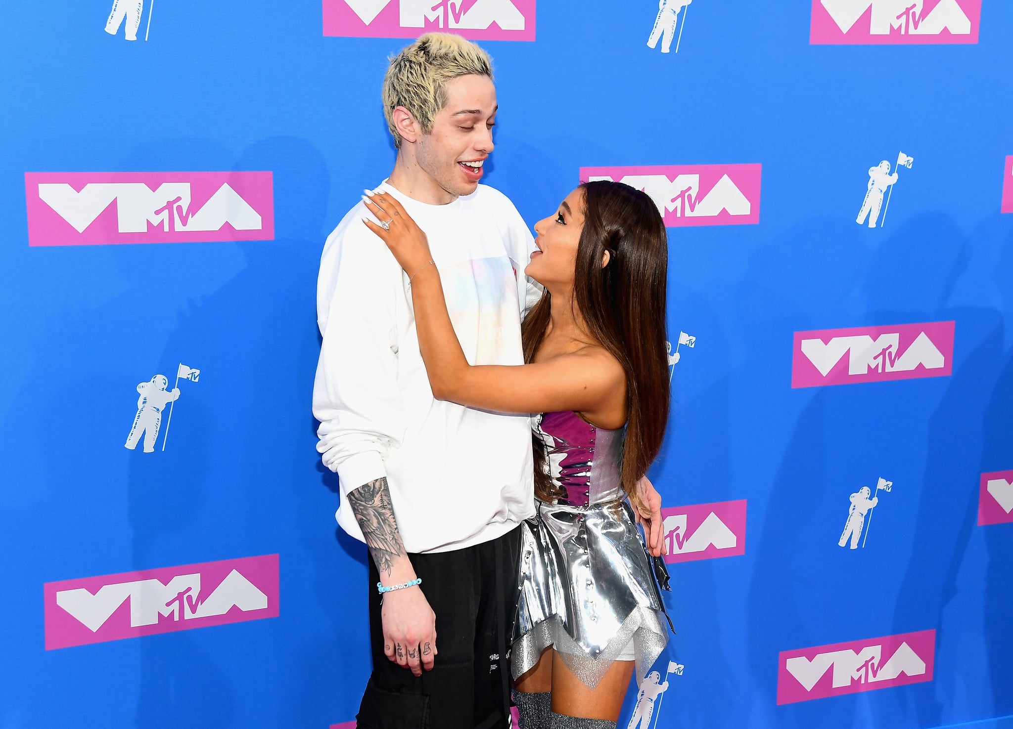 NEW YORK, NY - AUGUST 20:  Pete Davidson and Ariana Grande attends the 2018 MTV Video Music Awards at Radio City Music Hall on August 20, 2018 in New York City.  (Photo by Nicholas Hunt/Getty Images for MTV)