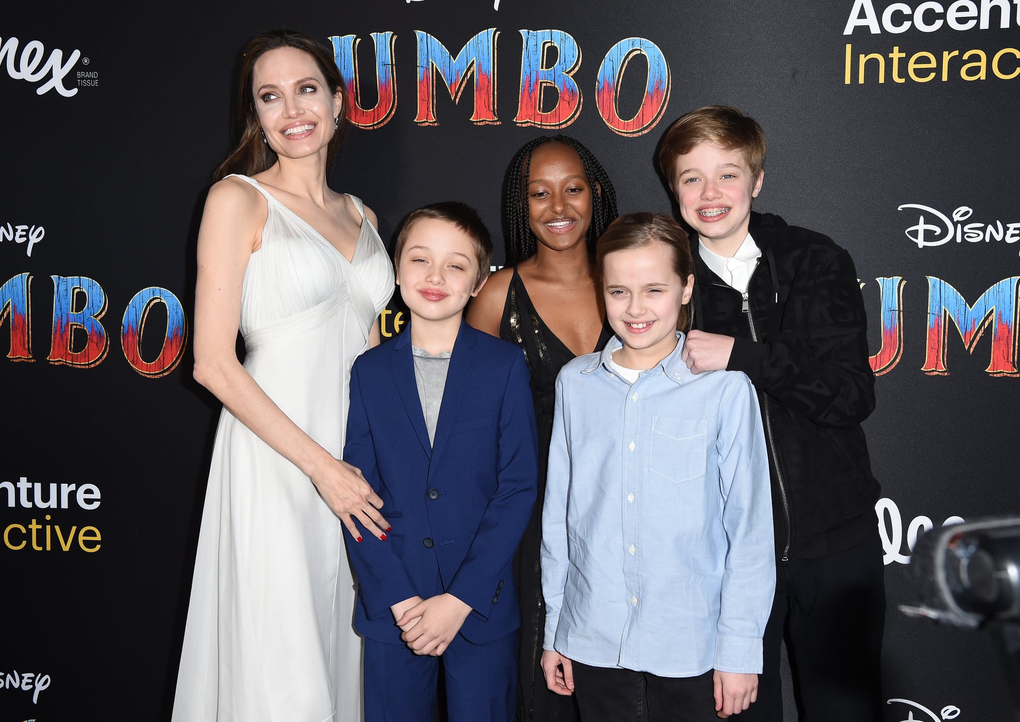 LOS ANGELES, CALIFORNIA - MARCH 11: Angelina Jolie, Knox Leon Jolie-Pitt, Zahara Marley Jolie-Pitt, Vivienne Marcheline Jolie-Pitt, and Shiloh Nouvel Jolie-Pitt attend the premiere of Disney's 