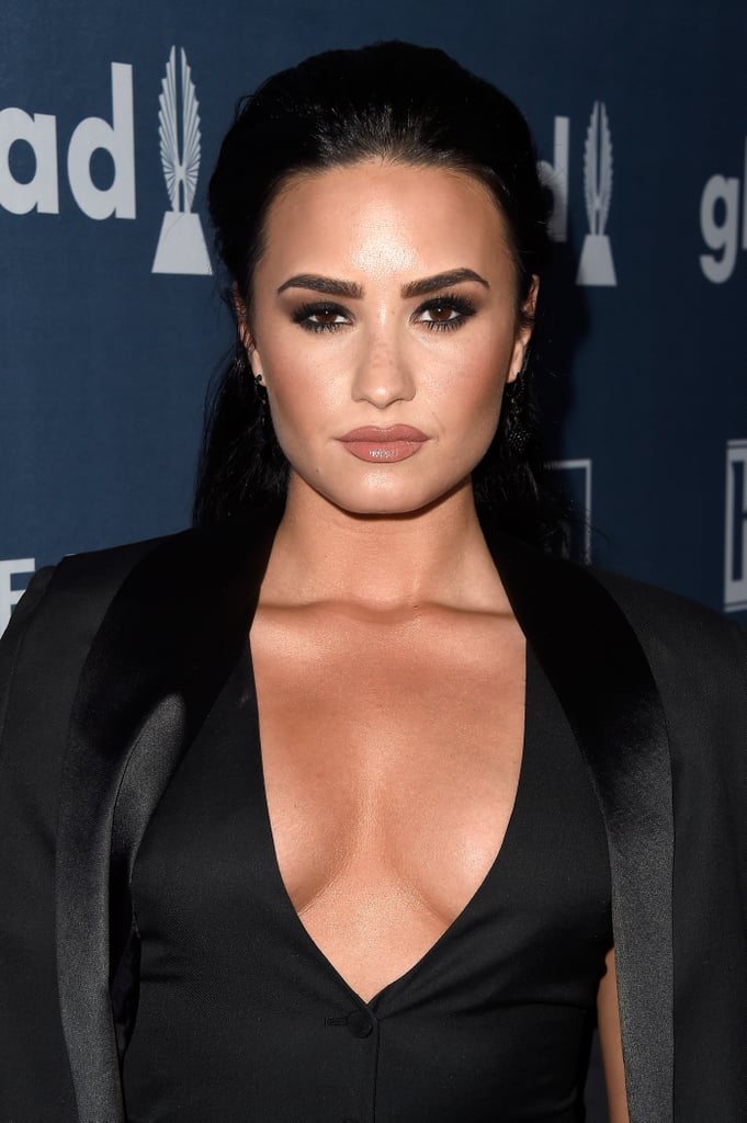 Sexy Demi Lovato Pictures