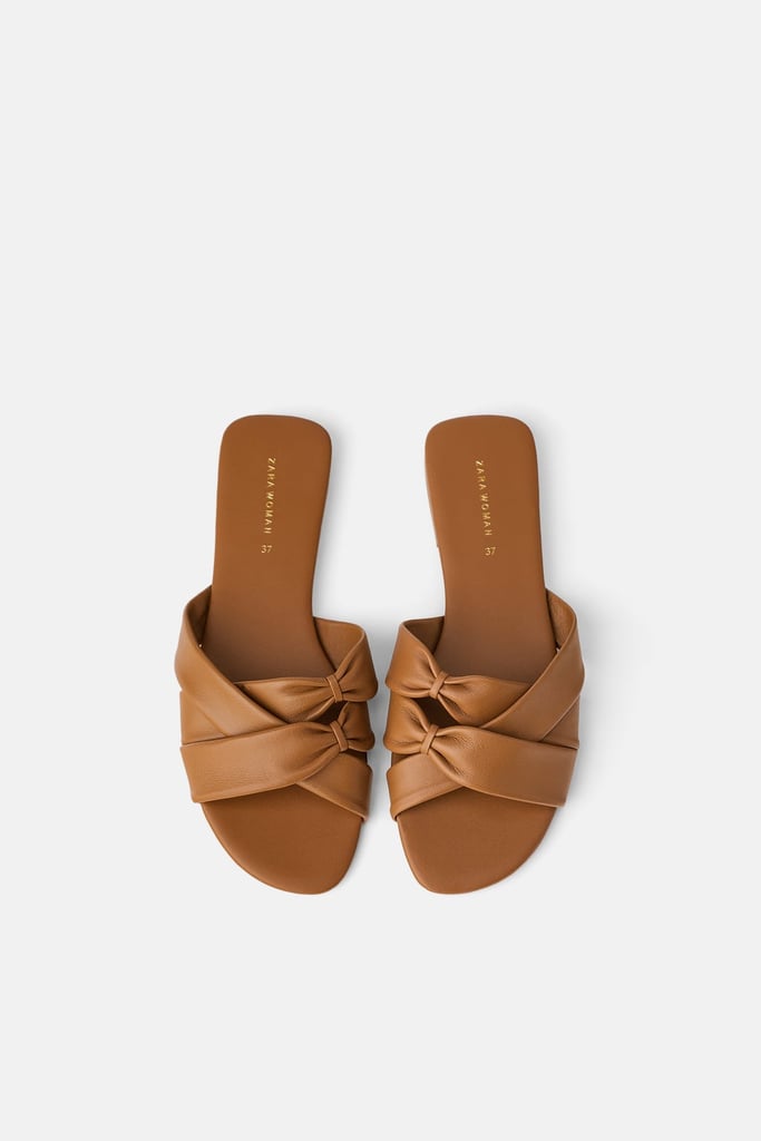 Flat Leather Sandals with Criss-Cross 