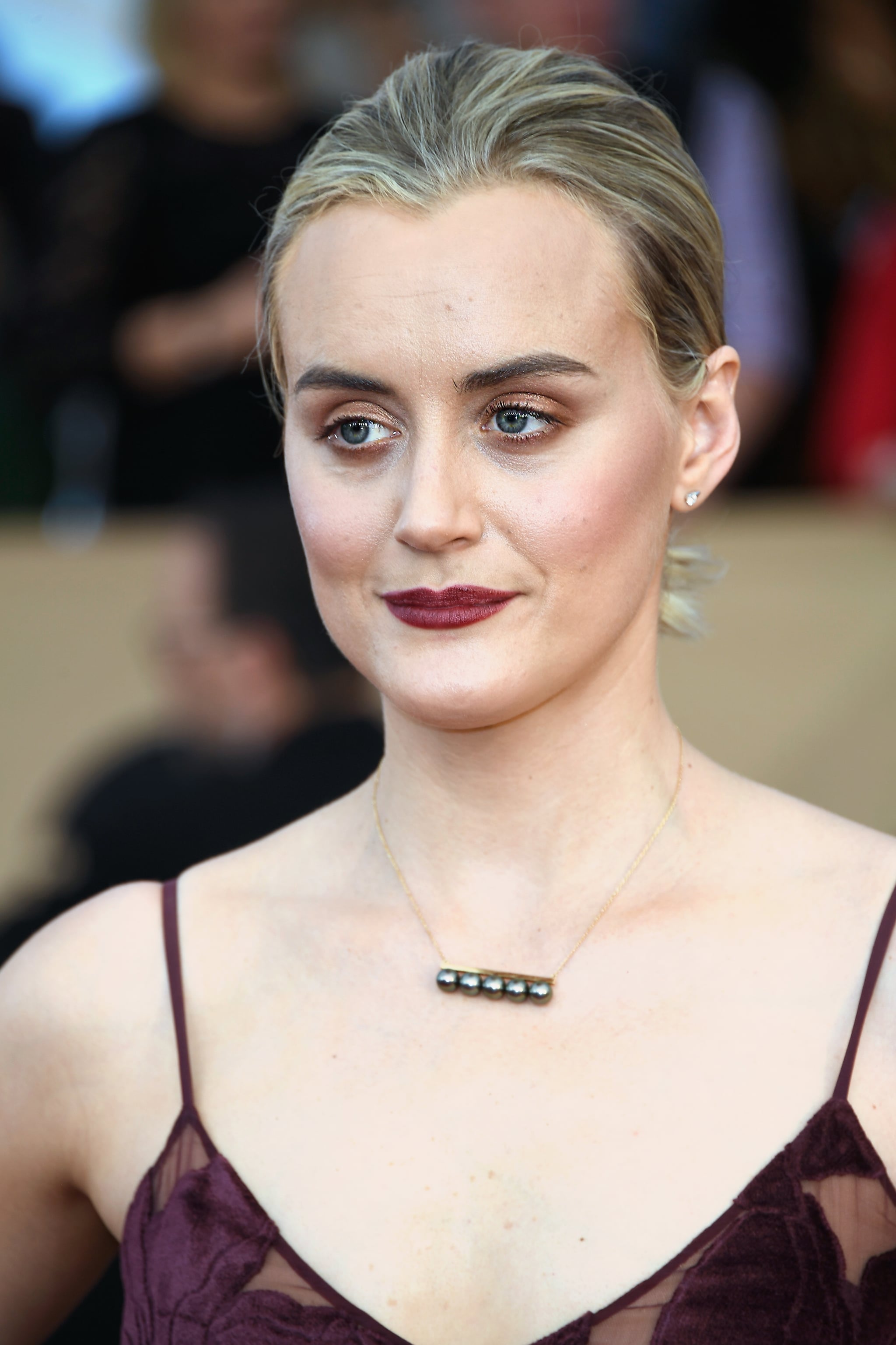 Taylor schilling hot