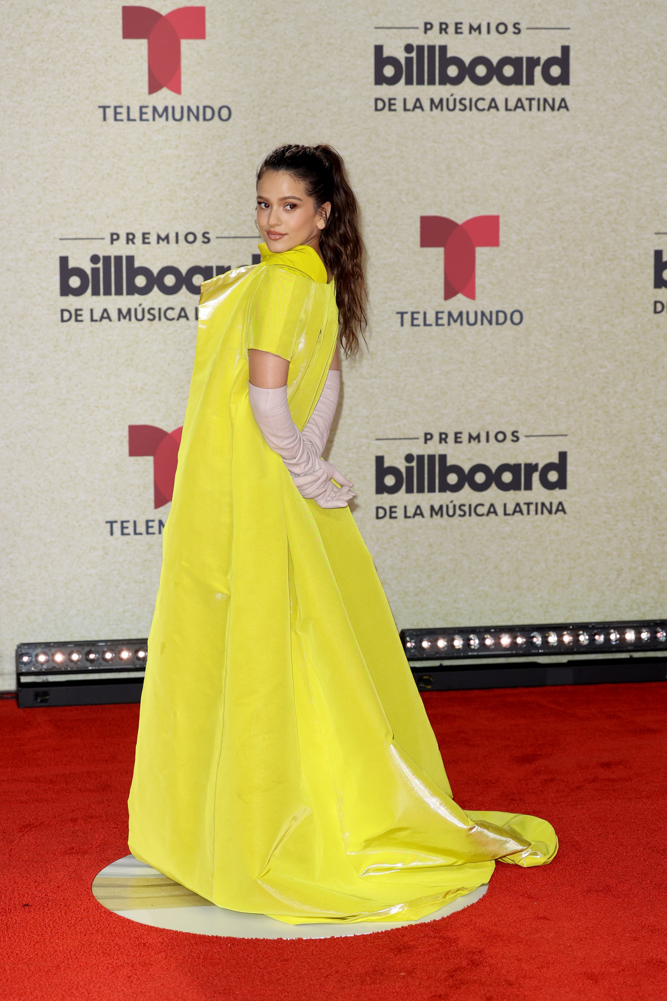 Rosalía's Yellow Valentino Dress at the Latin Music Awards | PS Fashion, image size:2259x3389
