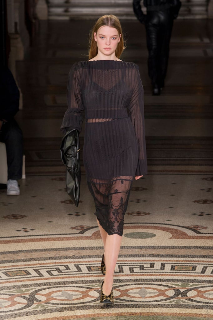 Stella McCartney Fall 2017 Runway