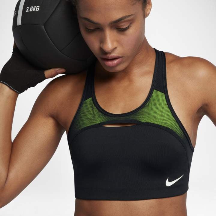 Nike Classic Swoosh Sports Bra