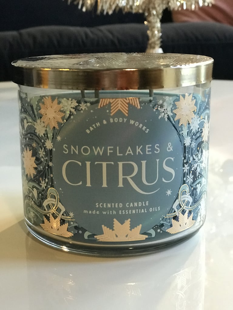 Bath & Body Works Snowflakes & Citrus 3-Wick Candle</span>                            </h2>                        <div>            <div>                <p>                                                                                                                                                                                                        <img alt=
