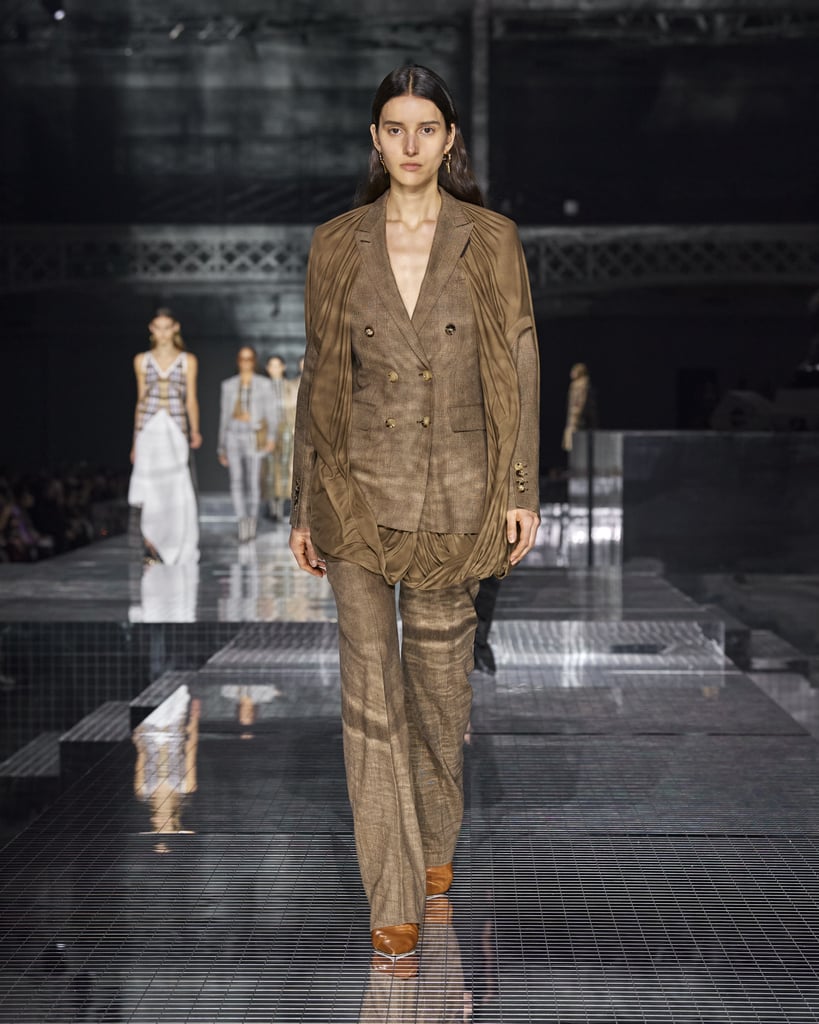 Burberry Autumn/Winter 2020 Fashion Show Photos | POPSUGAR Fashion UK