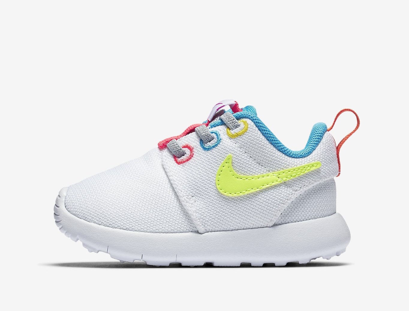 Nike Roshe The Tiniest Baby Your Kids Don't Need, but OMG | POPSUGAR Family Photo 9