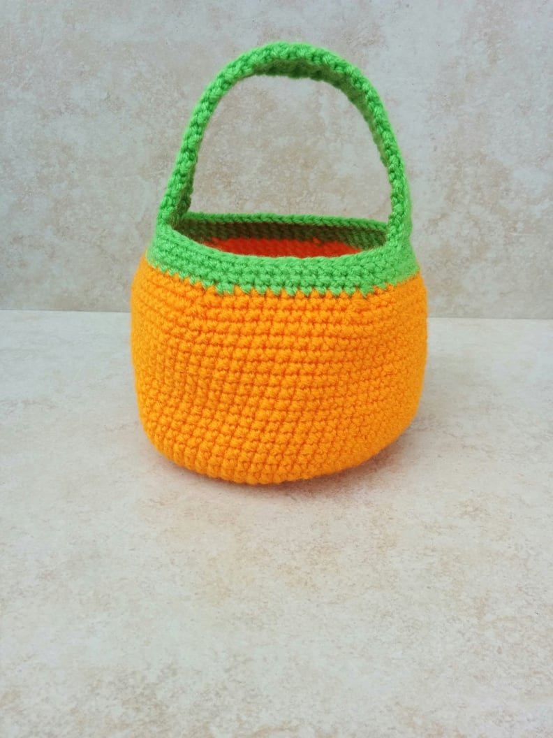 Knitted Pumpkin Bucket