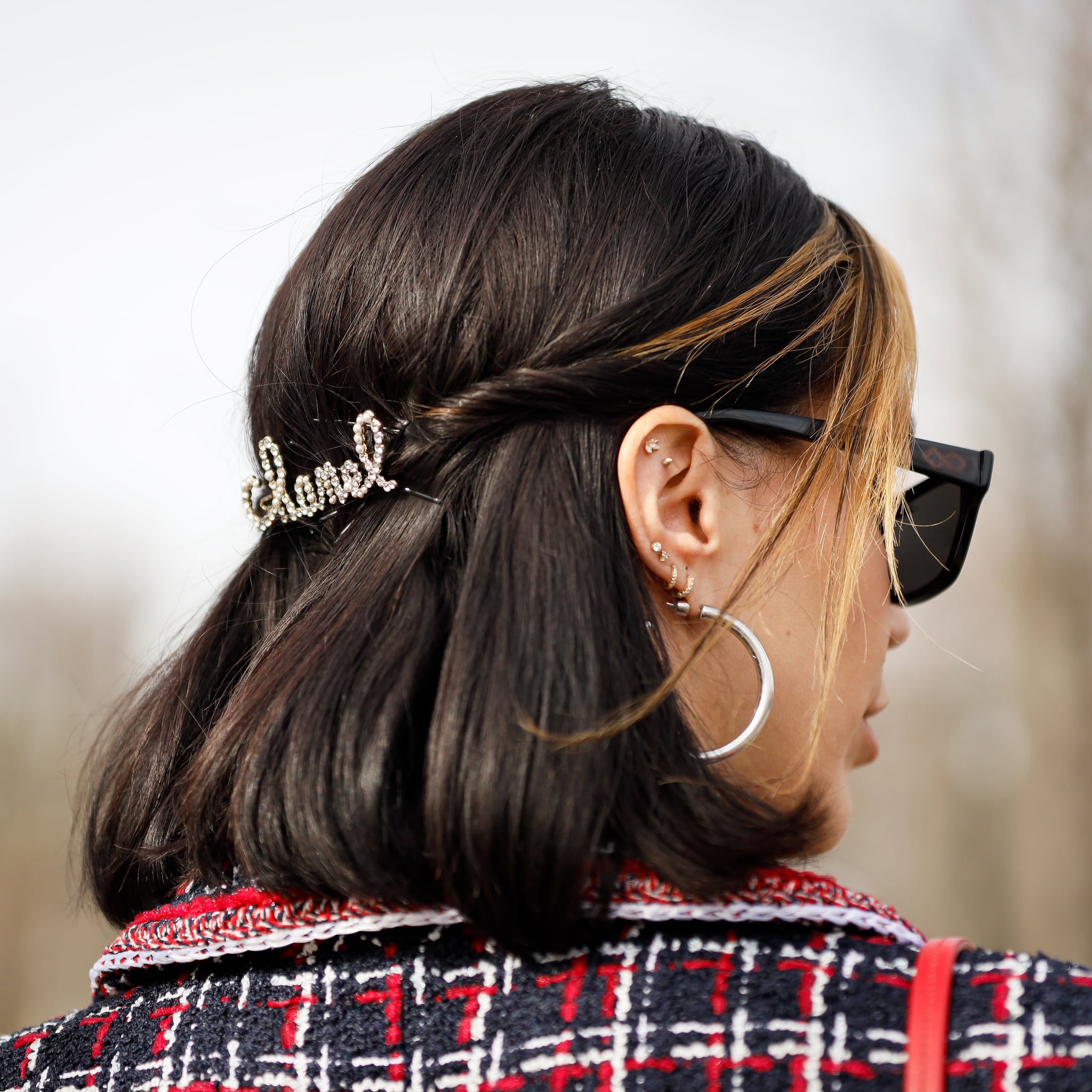 10 Hair Clip Hairstyles to Copy from Street Style  Karya Schanilec  Photography