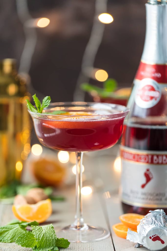 Christmas Cocktail Recipe: Sparkling Holiday Flirtini