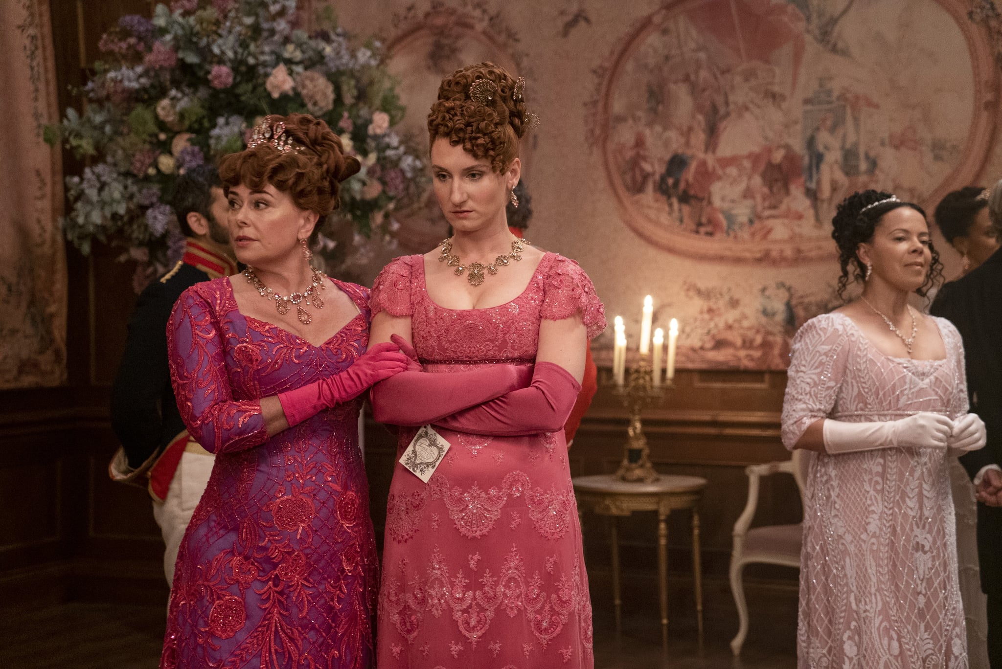 Bridgerton. (L to R) Polly Walker as Lady Portia Featherington, Bessie Carter as Prudence Featherington in episode 204 of Bridgerton. Cr. Liam Daniel/Netflix © 2022