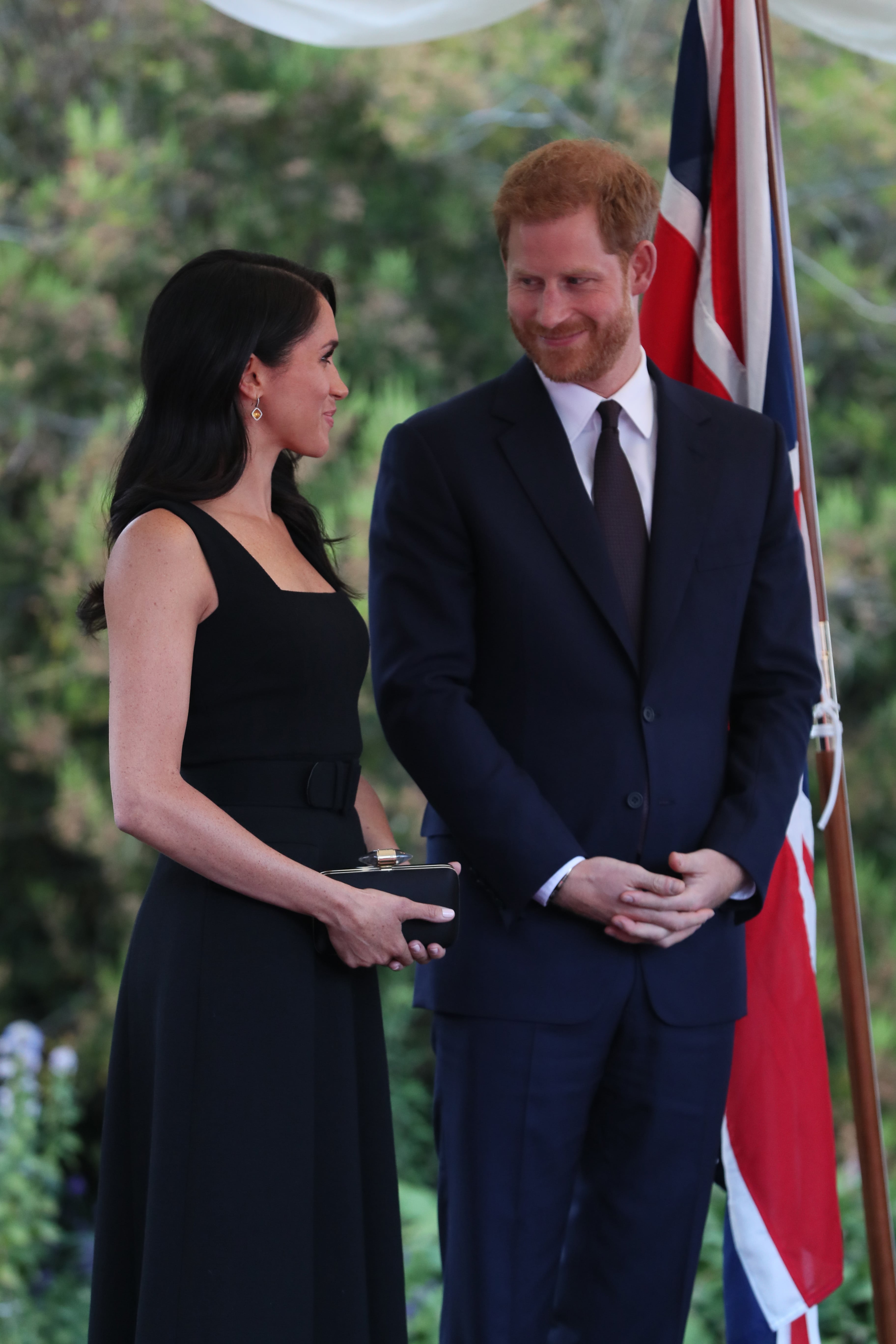 Black halo dress meghan markle best sale