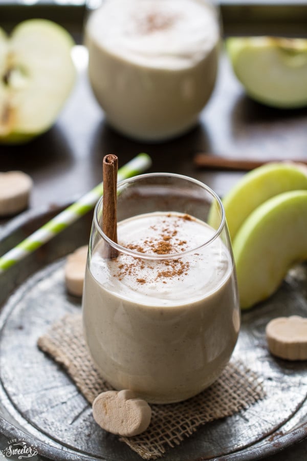 Chai-Spiced Peanut Butter and Apple Smoothie