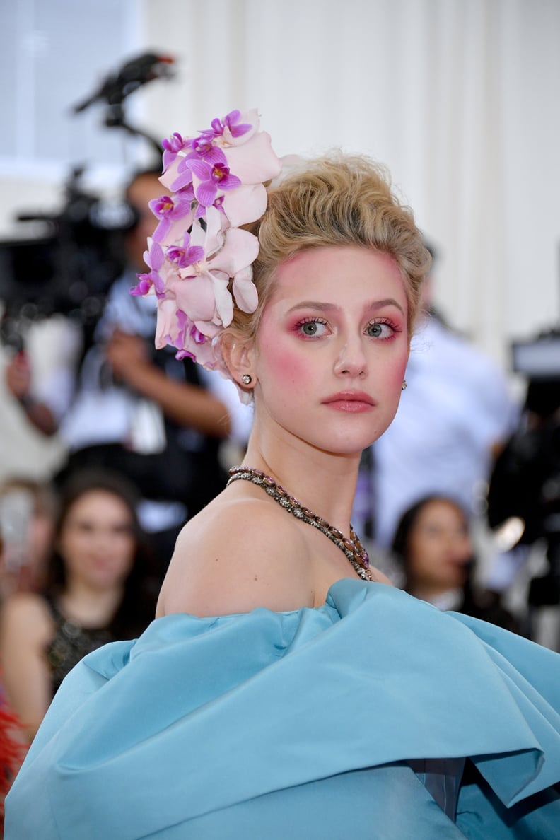 Lili Reinhart's Monochromatic Pink Makeup Look at the Met Gala