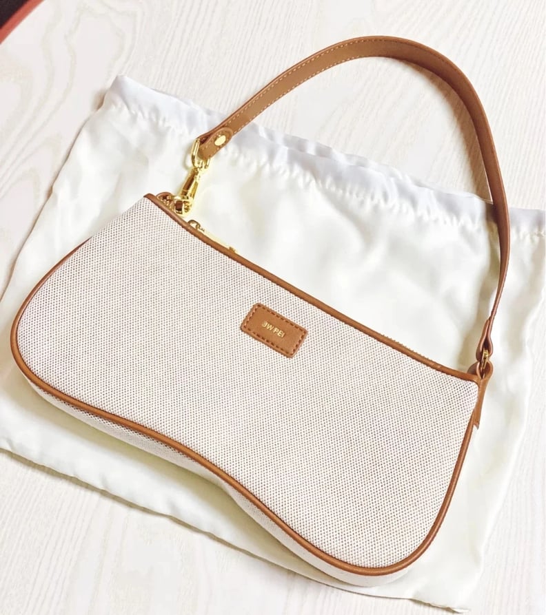 A Chic Choice: Eva Shoulder Bag