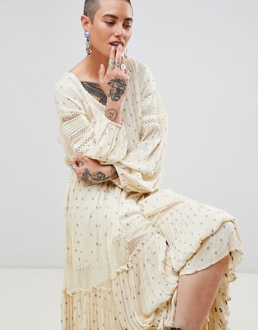 sada simple gown