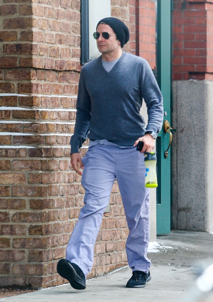 Bradley Cooper wore a beanie in NYC on Friday. | Celebrity Pictures ...