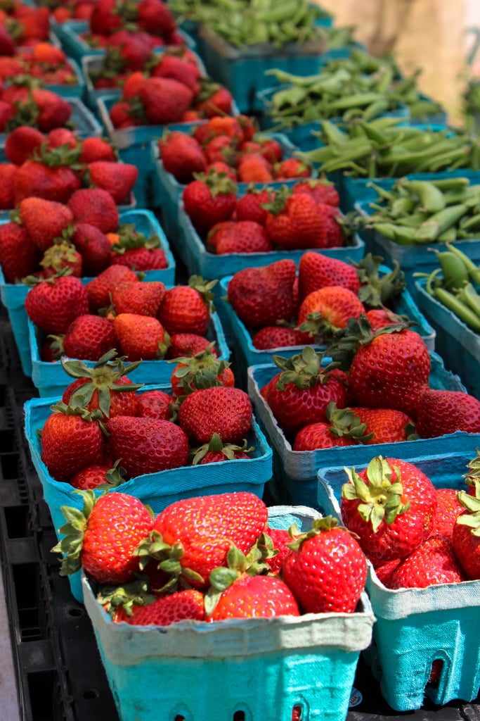 I recommend getting up early to hang with the locals at these neighborhood markets and then taking your fresh goodies to enjoy at a nearby park. Whether it be on the meticulously landscaped green lawns at Portage Park or the more urban space at Grant Park, there are numerous spots to choose from!
