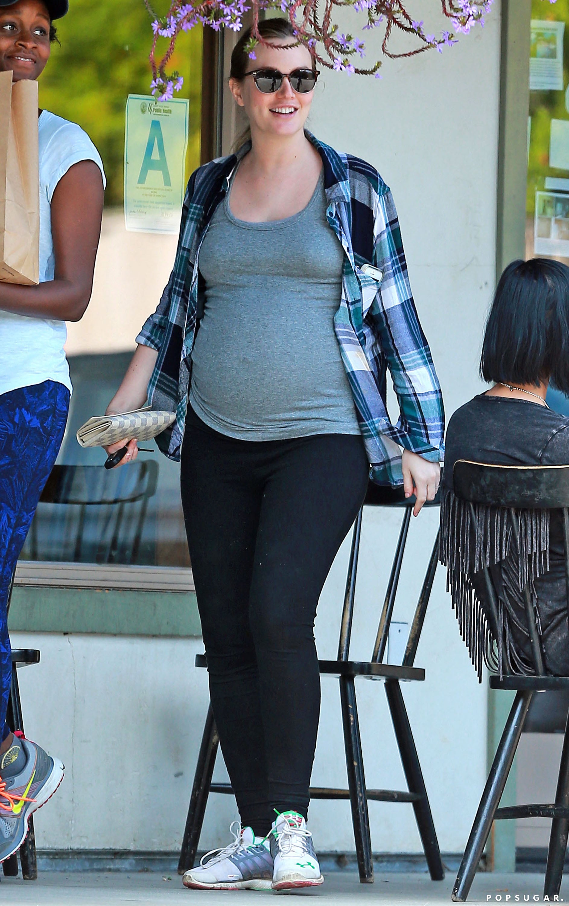Pregnant Leighton Meester Pictures Popsugar Celebrity