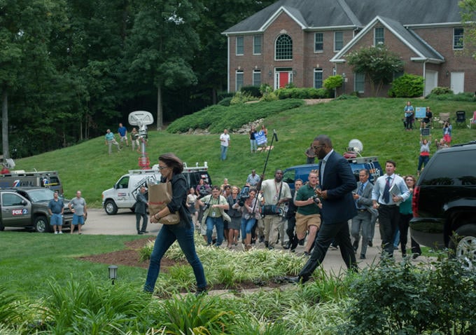 Residents and reporters flood the Missouri town after Amy disappears.