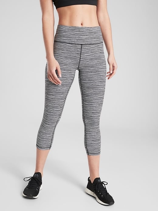 Athleta Ultimate Linear Lines Capri