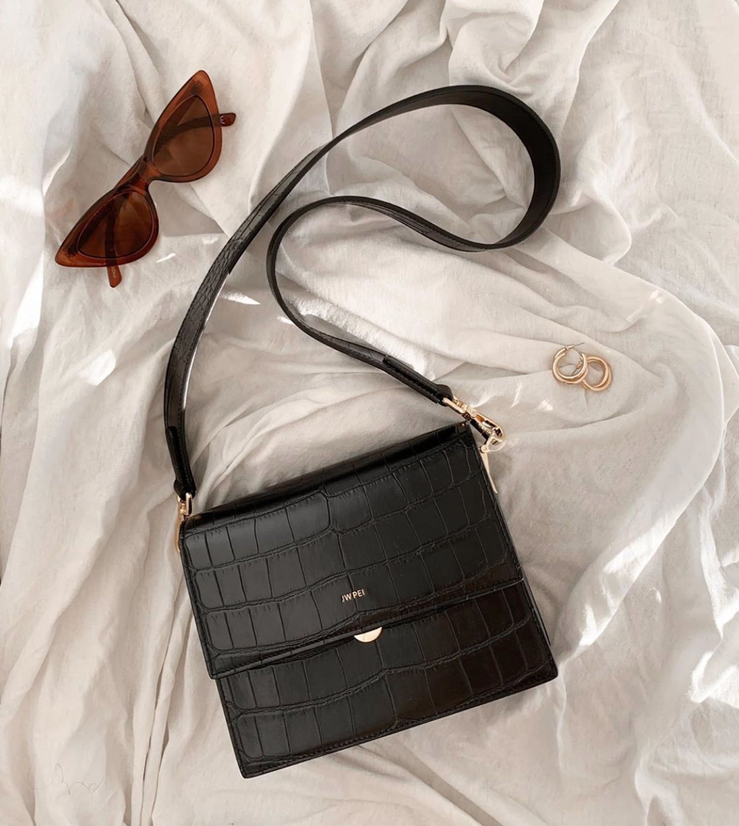 REVIEW* VEGAN Leather! Friday by JW Pei Envelope Chain Crossbody