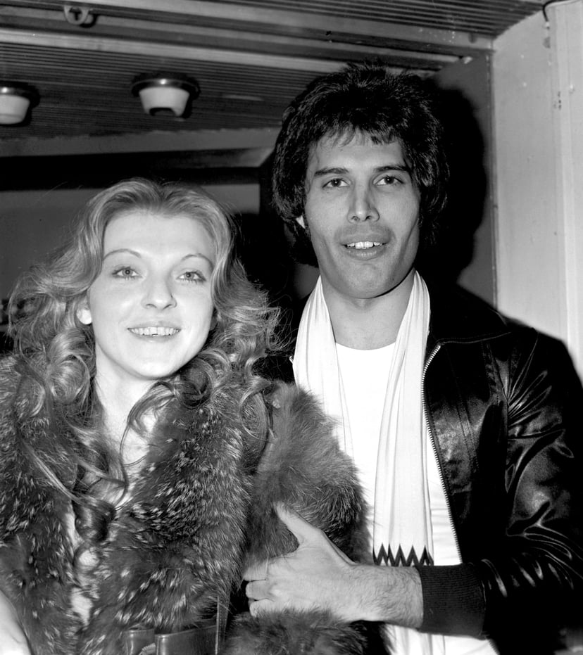Singer Freddie Mercury of Queen photographed in September 1977 with his girlfriend Mary Austin;  (Photo by Monitor Picture Library/Photoshot/Getty Images)
