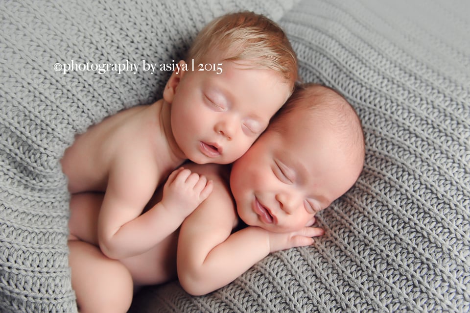 Newborn Twin Photo Ideas